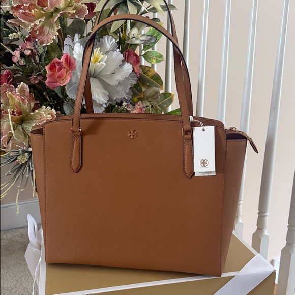 Tory Burch Handbags - Tory Burch Large Emerson Top Zip Tote Brand New Authentic 14.5X13